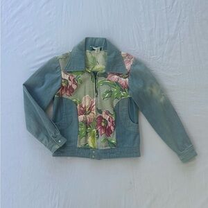 1970s Floral Denim Jacket 💐